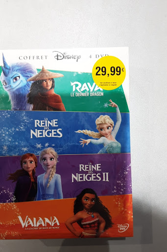 Coffret dvd Disney 4 dvd raya , la reine des neige 1 et 2 , vaiana  8717418596385